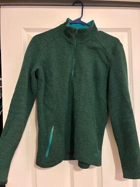 Mountain Hardwear Women’s Green Half-Zip Wool/Fleece Pullover